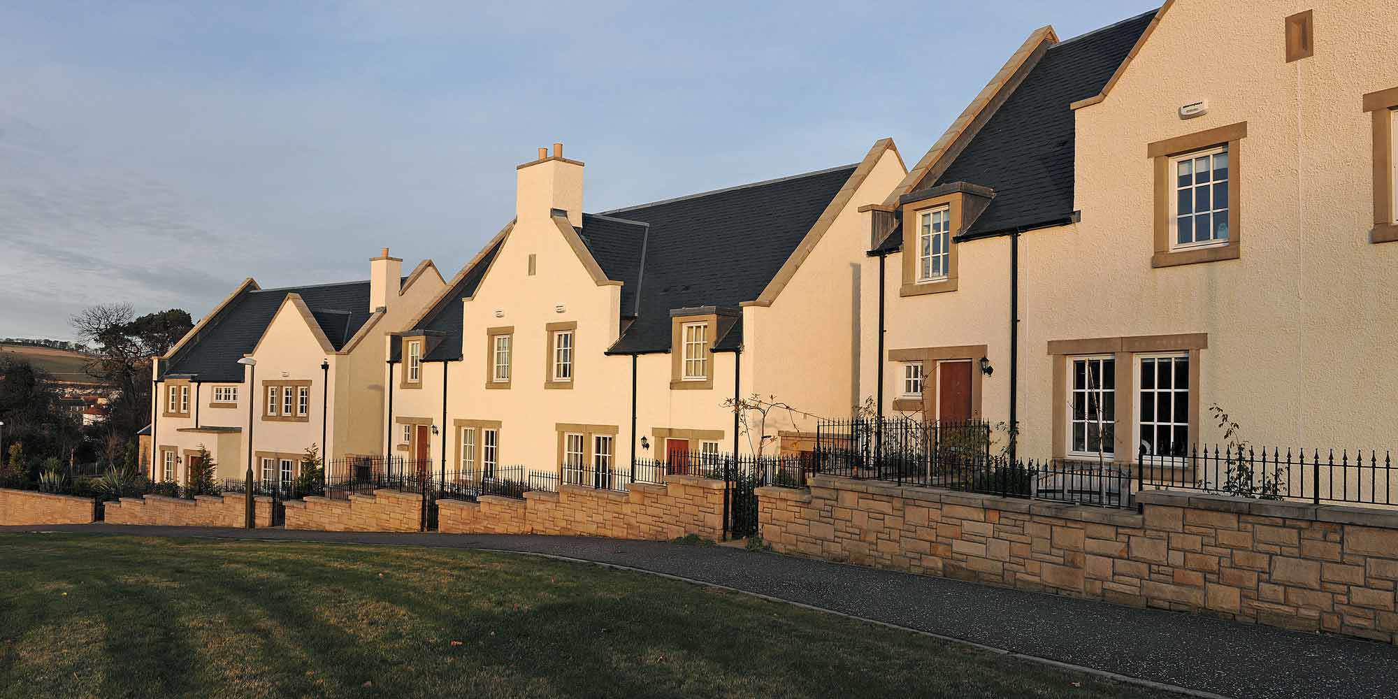 Aligator Classic square aluminium downpipe system