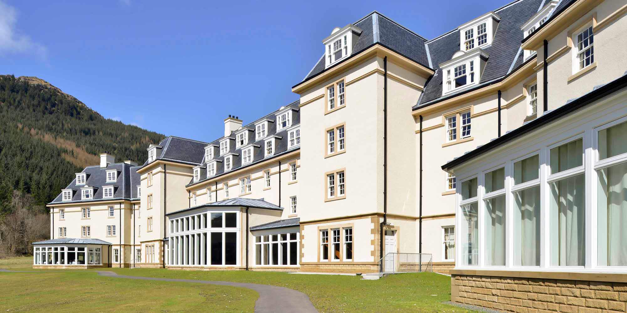 Traditional rectangular aluminium downpipe system