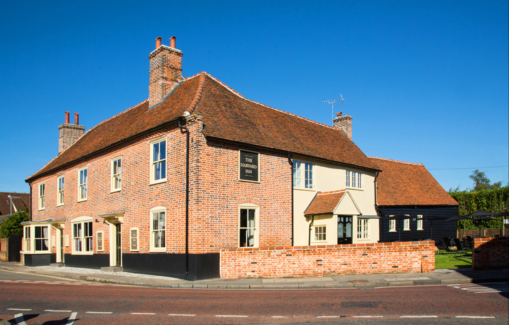 Aluminium guttering by Marley alutec Harvard Inn Essex