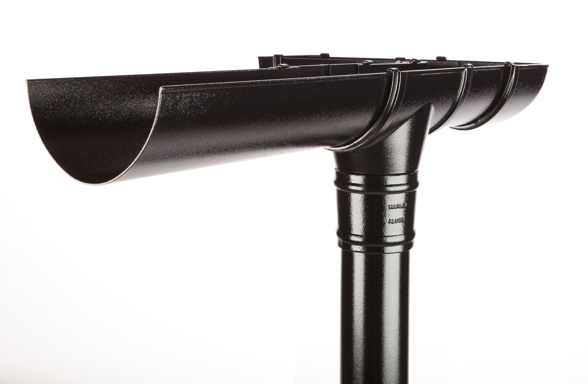 Aluminium guttering by Marley Alutec Evolve Deepflow