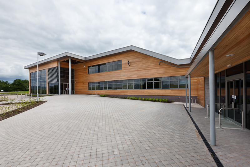 MARLEY ALUTEC DELIVERS A SLEEK FINISH TO PARC NOYADD COMBINED SERVICES CENTRE MARLEY ALUTEC DELIVERS A SLEEK FINISH TO PARC NOYADD COMBINED SERVICES CENTRE