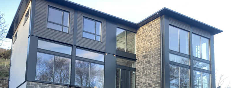 MARLEY ALUTEC FASCIA AND GUTTERING
ADDS FINAL TOUCH TO STRIKING NEW-BUILD