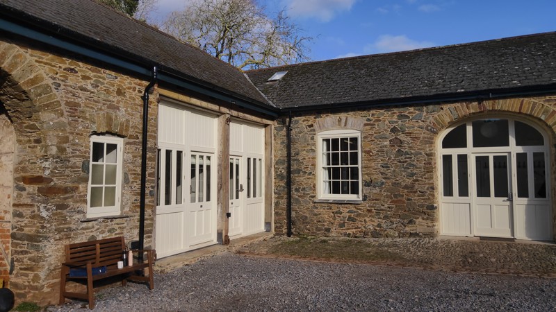MARLEY ALUTEC REPLACES CAST IRON
SYSTEM AT SHARPHAM
