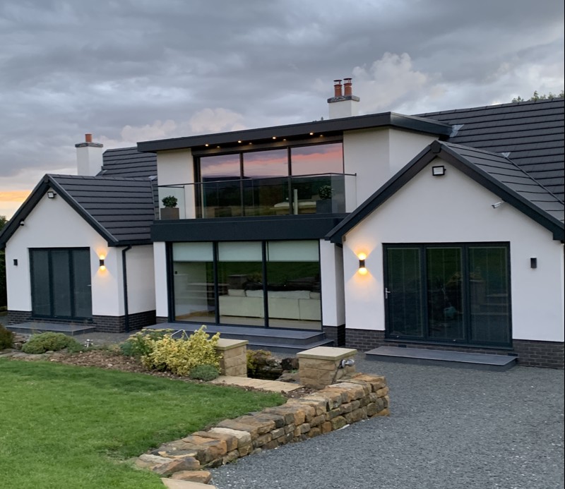 MARLEY ALUTEC PROVIDES COMPREHENSIVE SUPPORT FOR BESPOKE BUNGALOW INSTALLATION